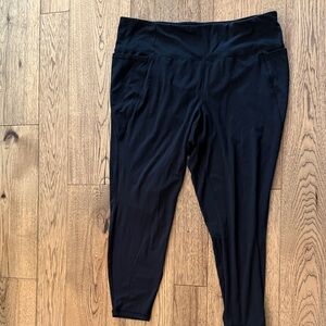 Livi Active Midnight Black Leggings